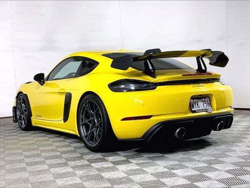 Certified 2024 Porsche 718 Cayman GT4 RS RWD image 3