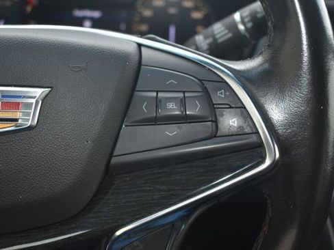 Used 2020 Cadillac XT5 Premium Luxury FWD image 25
