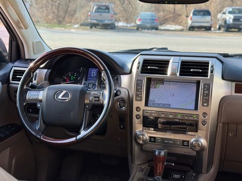 Used 2018 Lexus GX 460 Premium AWD/4WD image 49