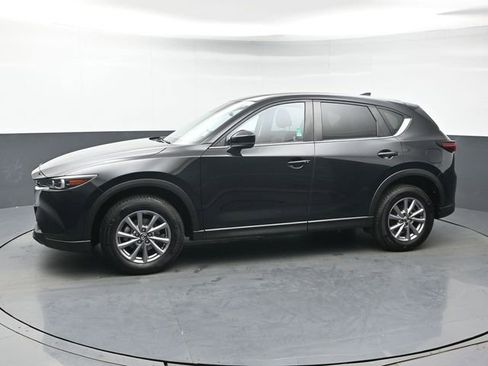 Used 2023 MAZDA CX-5 AWD 2.5 S w/ Preferred Package image 2