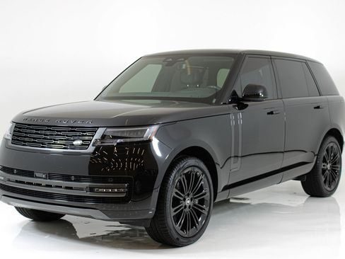 Used 2025 Land Rover Range Rover Long Wheelbase Autobiography AWD/4WD image 49
