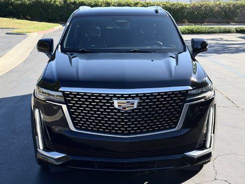 Used 2023 Cadillac Escalade ESV Premium Luxury w/ Performance Package AWD/4WD image 3