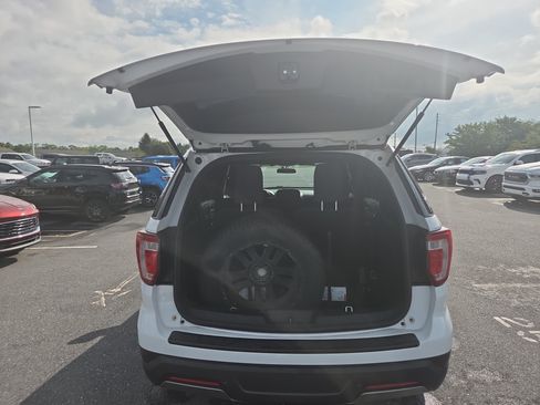 Used 2019 Ford Explorer XLT AWD/4WD image 20