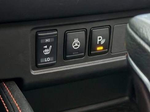Used 2023 Nissan Frontier PRO-4X w/ Pro-4X Premium Package AWD/4WD image 23