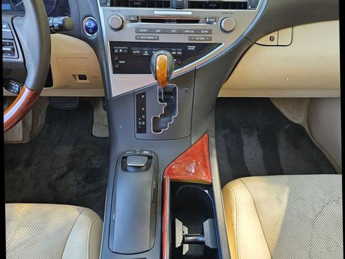 Used 2012 Lexus RX 450h AWD image 28
