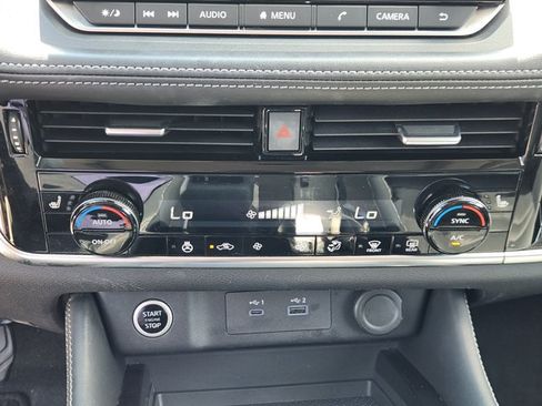 Certified 2023 Nissan Rogue SL AWD/4WD image 21