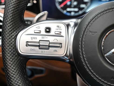 Used 2019 Mercedes-Benz S 63 AMG 4MATIC Cabriolet w/ Driver Assistance Package image 9