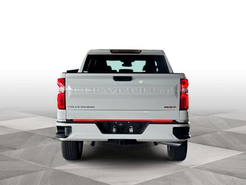 Used 2025 Chevrolet Silverado 1500 RST RWD image 7
