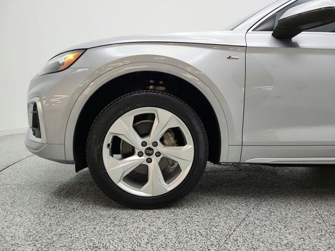 Used 2023 Audi Q5 2.0T Premium Plus w/ Premium Plus Package AWD/4WD image 38