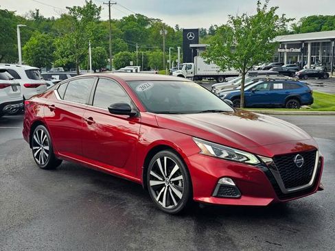 Used 2021 Nissan Altima 2.5 SR FWD image 1