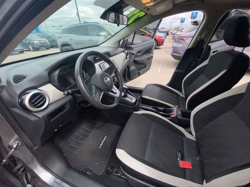 Used 2021 Nissan Versa SV FWD image 19