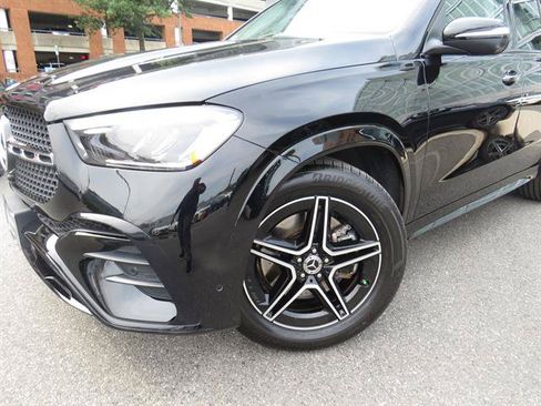 Used 2025 Mercedes-Benz GLE 350 4MATIC w/ AMG Line Exterior image 24