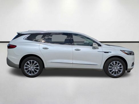 Used 2021 Buick Enclave Essence FWD image 4