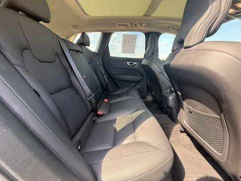 Used 2023 Volvo XC60 B5 Plus w/ Climate Package AWD/4WD image 35