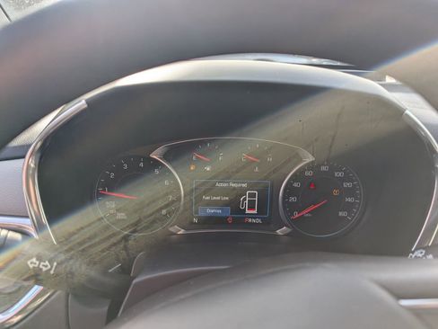 Used 2019 Chevrolet Equinox LT image 19