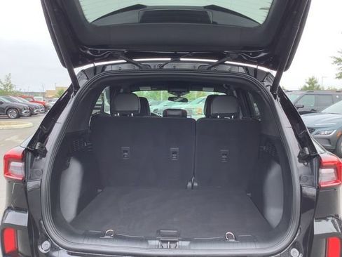 Used 2023 Ford Escape ST-Line w/ Tech Pack #1 image 10
