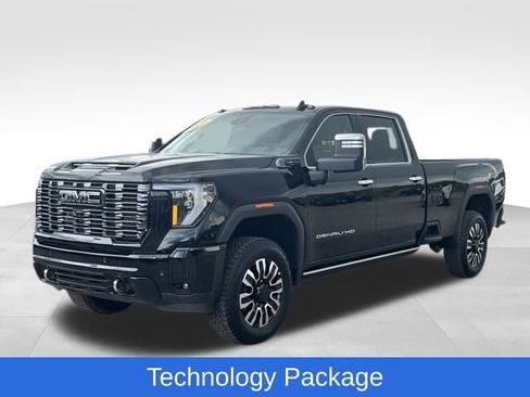 Used 2026 GMC Sierra 2500 Denali Ultimate w/ LPO, Black Badging Package AWD/4WD image 1