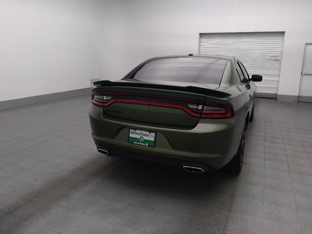 Used 2022 Dodge Charger SXT w/ Blacktop Package RWD image 7