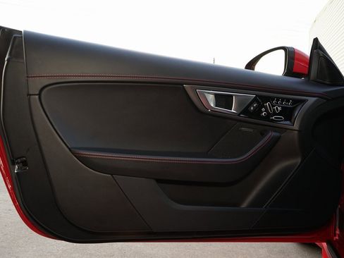 Used 2017 Jaguar F-TYPE S British Design Edition image 19