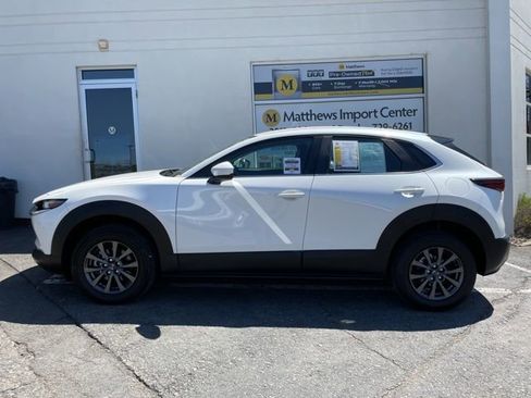 Used 2023 MAZDA CX-30 AWD 2.5 S image 2