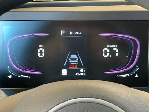 Used 2025 Kia Sportage LX image 39