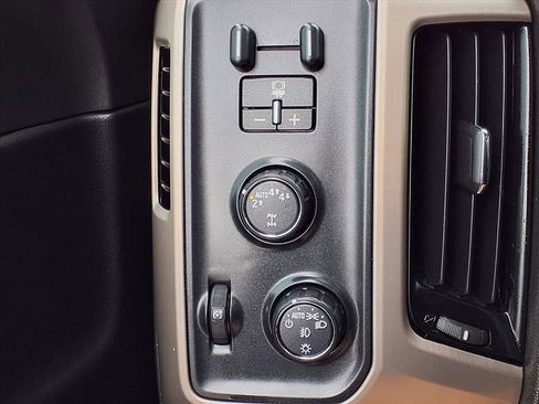 Used 2018 GMC Sierra 1500 Denali image 11
