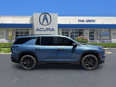 Used 2024 Chevrolet Traverse RS