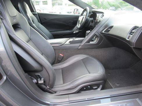 Used 2017 Chevrolet Corvette Grand Sport RWD image 10