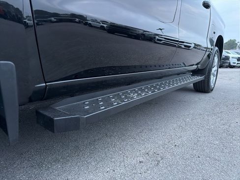 Used 2021 Chevrolet Silverado 1500 Custom image 14