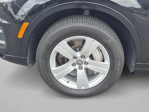 Used 2019 Audi Q7 2.0T Premium Plus w/ Premium Plus Package AWD/4WD image 24