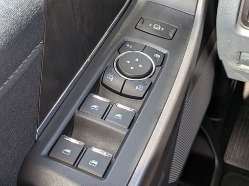 Certified 2026 Ford F250 Lariat w/ Black Appearance Package image 28