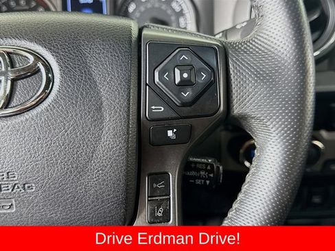 Certified 2021 Toyota Tacoma TRD Off-Road AWD/4WD image 14