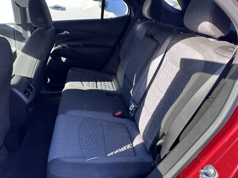 Used 2024 Chevrolet Equinox LT image 11