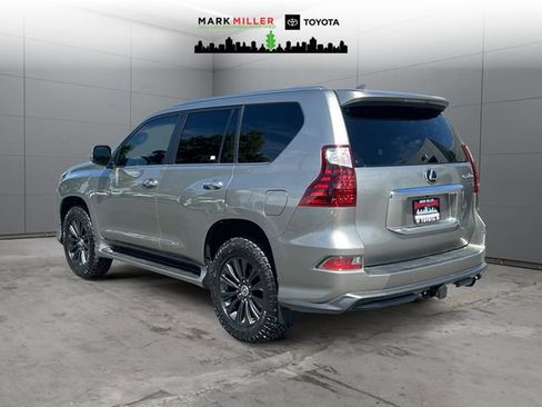 Used 2021 Lexus GX 460 Premium w/ Accessory Package AWD/4WD image 3