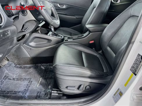 Used 2022 Hyundai Kona Limited w/ Cargo Package FWD image 28