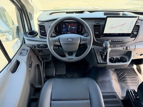 New 2026 Ford Transit 250 Low Roof RWD image 10