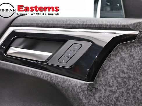Used 2024 Mitsubishi Outlander SEL AWD/4WD image 19