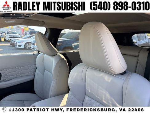 New 2026 Mitsubishi Outlander SEL AWD/4WD image 9