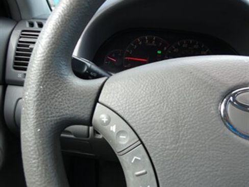 Used 2006 Toyota Camry LE image 24