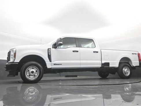 New 2026 Ford F350 XL image 28
