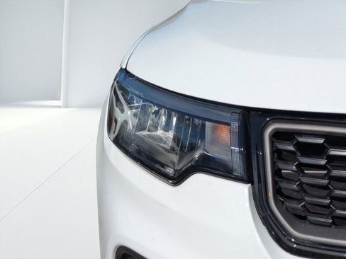 New 2026 Jeep Compass Latitude w/ Sun and Sound Group image 8