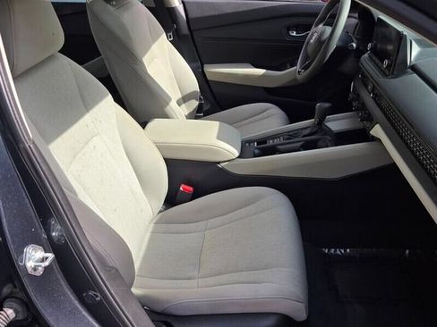 Used 2024 Honda Accord EX image 15