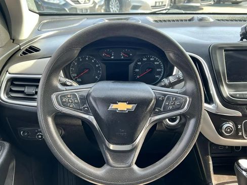 Used 2020 Chevrolet Equinox LS FWD image 13