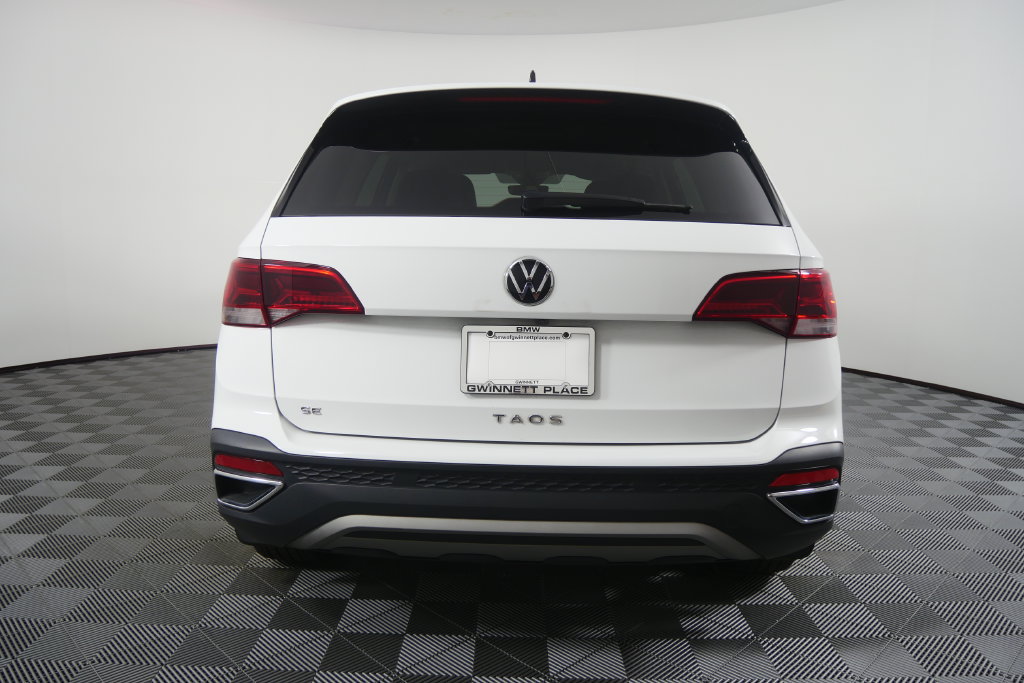 Used 2024 Volkswagen Taos SE FWD image 4