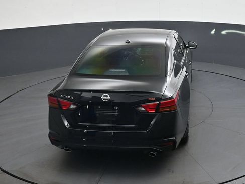 Certified 2025 Nissan Altima 2.5 SR FWD image 38