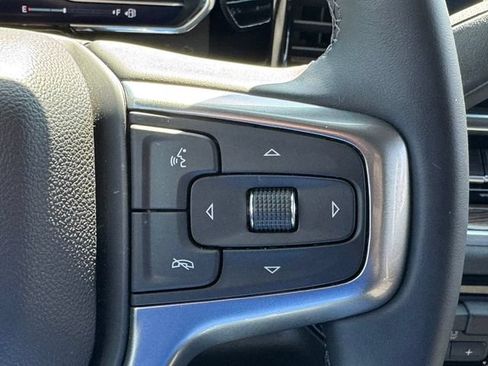 Used 2025 Chevrolet Silverado 1500 LT AWD/4WD image 18
