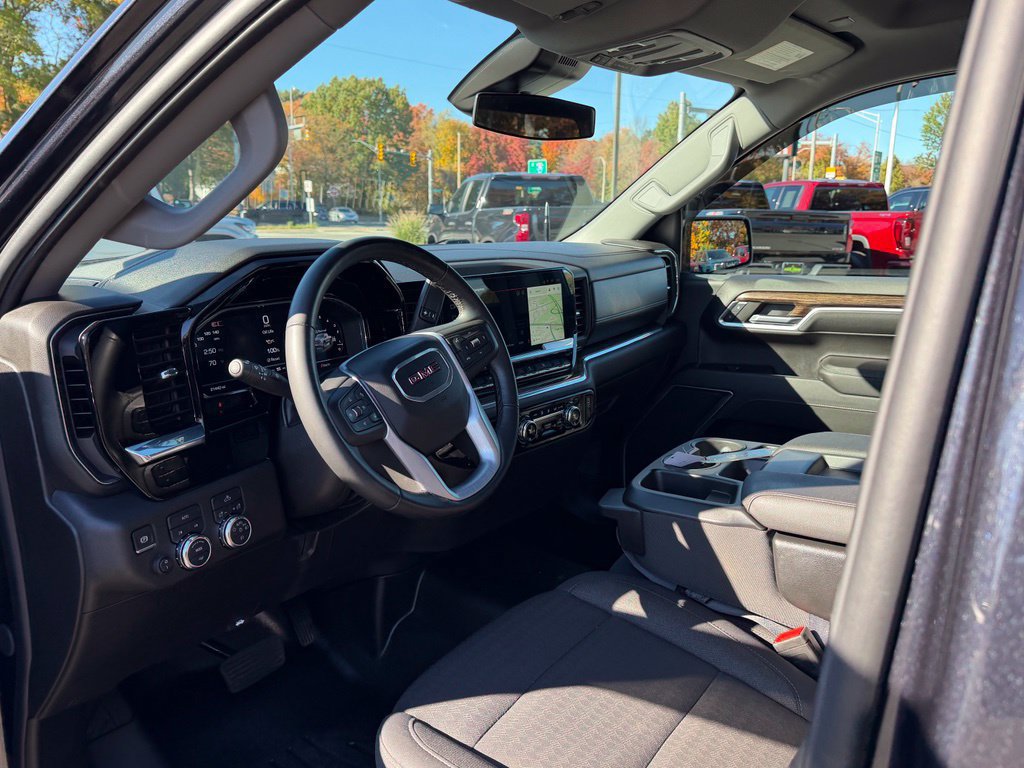 Used 2024 GMC Sierra 1500 Elevation AWD/4WD image 19