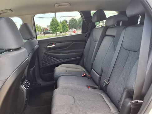 Used 2022 Hyundai Santa Fe SEL FWD image 17