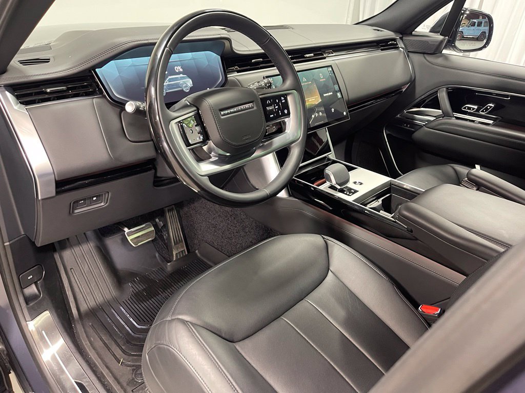 Used 2025 Land Rover Range Rover Autobiography AWD/4WD image 21