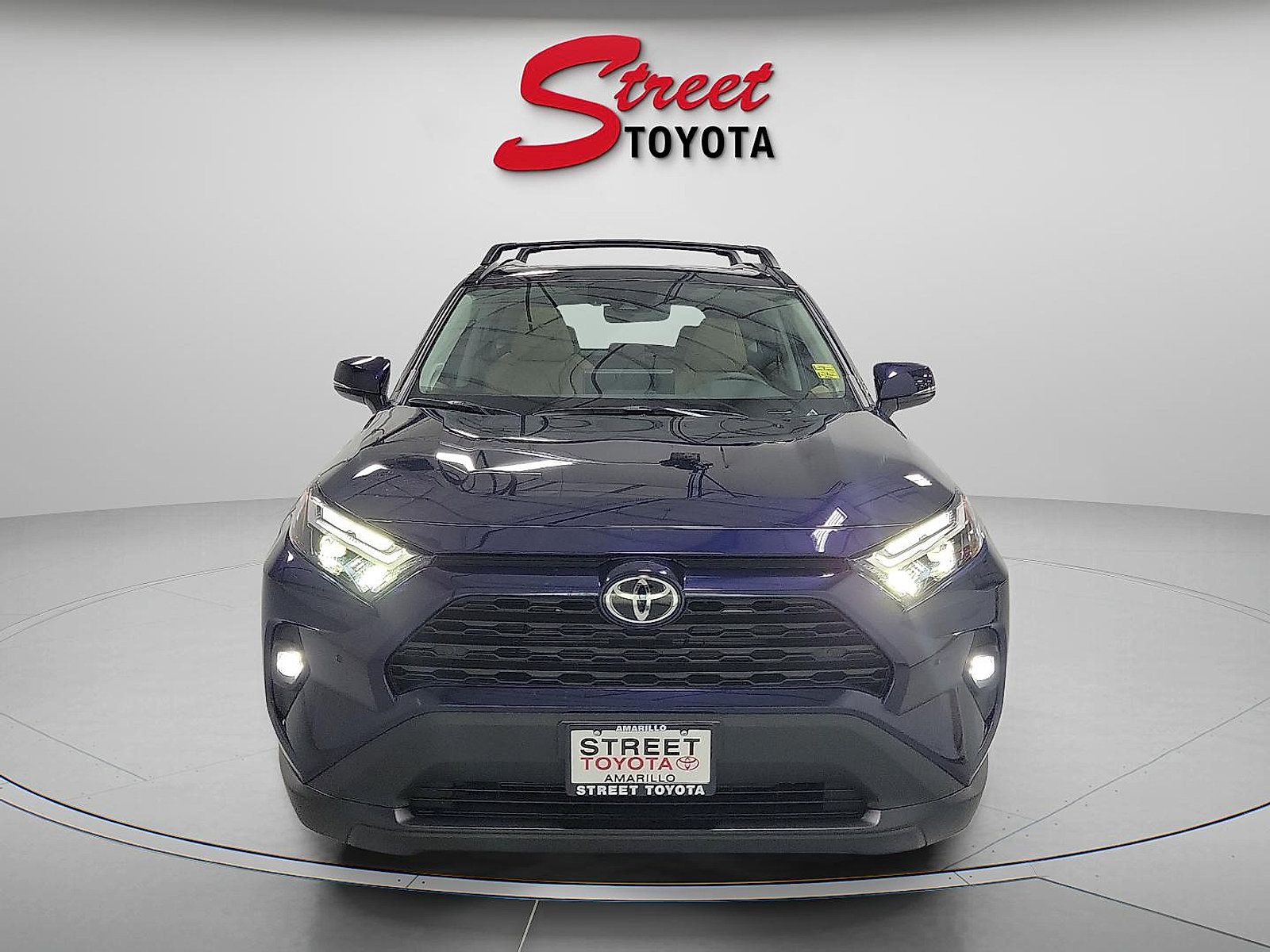Used 2025 Toyota RAV4 XLE Premium w/ Weather Package FWD image 5
